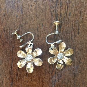 Vintage flower earrings
